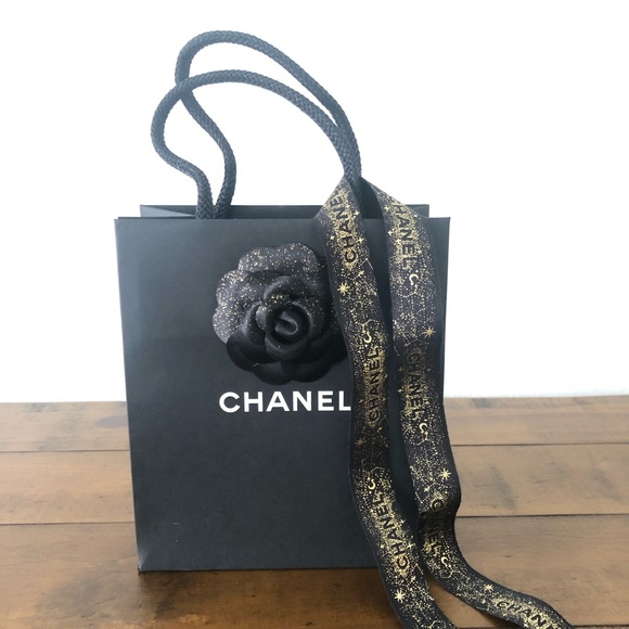 SOLD! Chanel Black Paper Shopping Gift Bag+ Ribbon - Picture 1 of 5